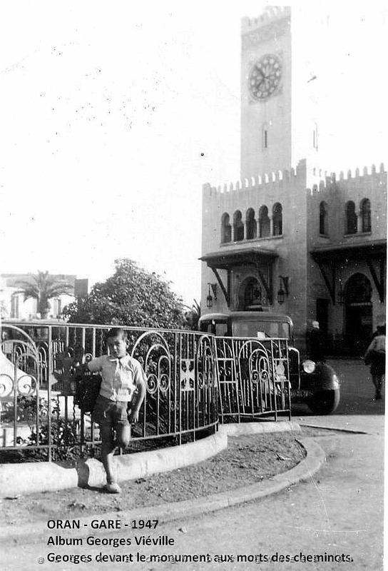 Oran- Gare- Monument aux morts- 10.jpg